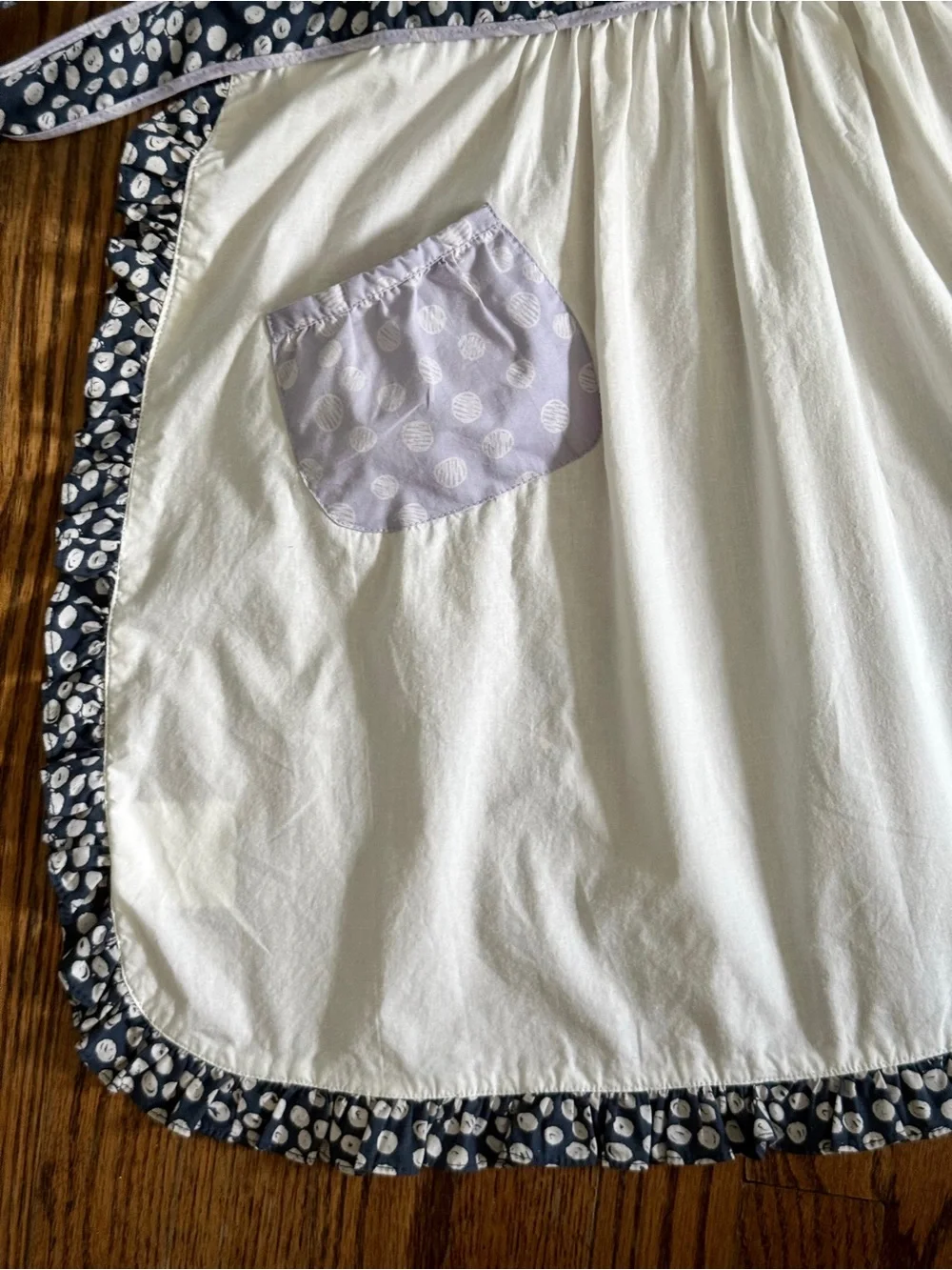Anthropologie Home by Porridge Apron. NWT. Lavender/Purple/Cream. One Size.